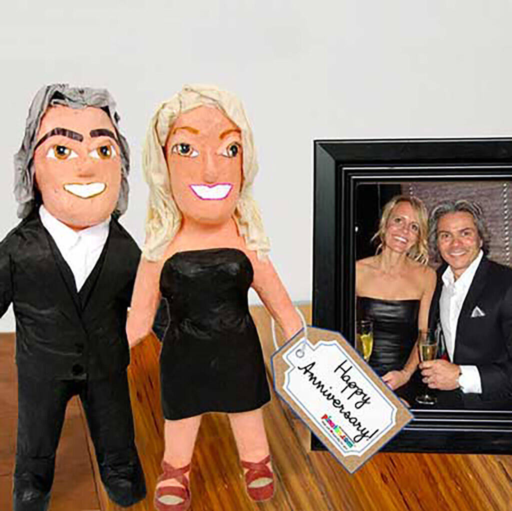 mini me mail-a-pinata