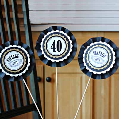 Black and Gold Vintage 40th birthday decorations