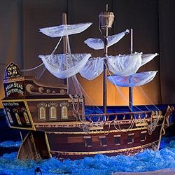 pirate ship decoration