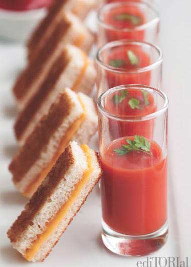 tomato soup shooters with grilled cheese