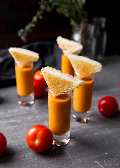 grilled cheese and tomato bisque shooters