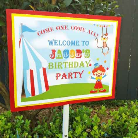personalized carnival yard sign
