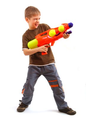 kid with water gun